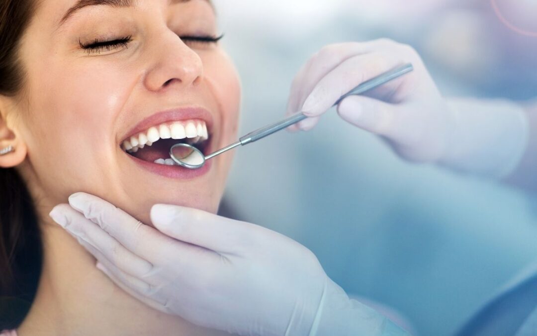 L’importanza delle visite periodiche dal dentista: i consigli del Dottor Federico Emiliani
